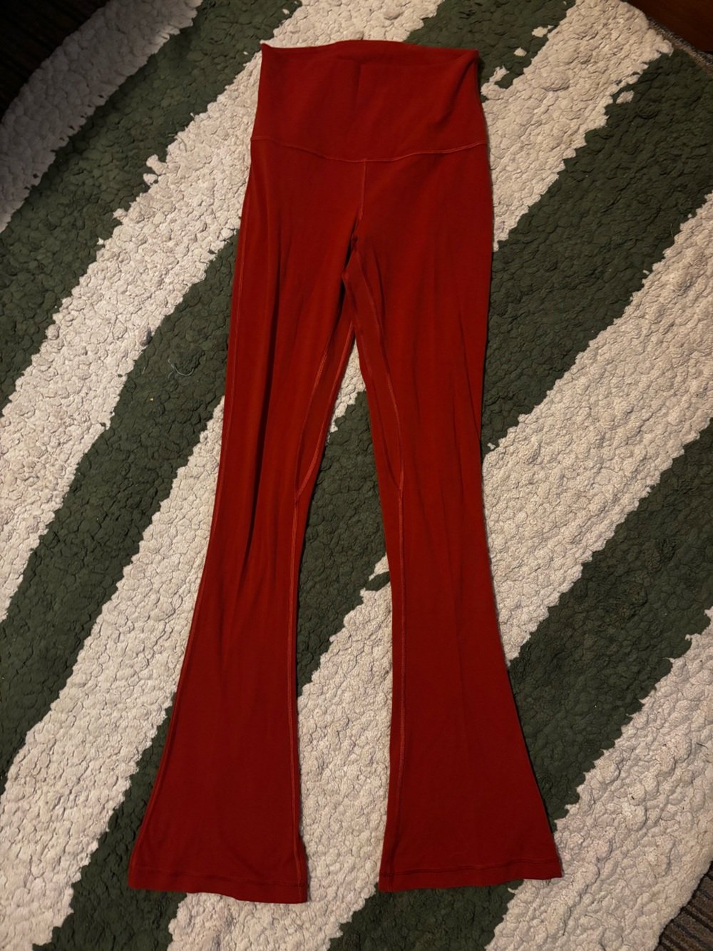 Lululemon Mini Align Flares -Cayenne